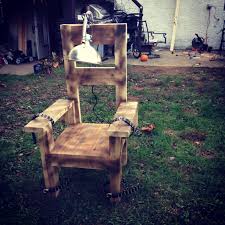 Diy Electric Chair Scary Halloween Decorations Diy Scary Halloween Decorations Outdoor Halloween Haunted Houses