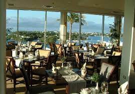 Several years ago we ate multiple dinners at the dining room at gibbs while staying at the nearby fairmont and had wonderful pizzas. Blu Dining Room Picture Of Blu Bar Grill Bermuda Tripadvisor