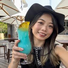 Janet Lui (@janet.lui) • Instagram photos and videos