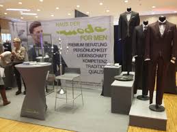 Alle informationen zu unternehmen aus der region. Haus Der Mode Fur Ihn Heute Auf Der Hochzeitsmesse In Bad Neustadt Und Die Komplette Kollektion Bei Uns Im Hause Facebook