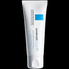 Bebek, çocuk ve yetişkinlerde, tüm vücuda yüze ve dudaklara uygulanabilen bakım kremi. La Roche Posay Cicaplast Baume B5