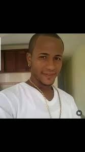 Hoy 4 de agosto esta cumpleaños, mi hermanito mas pequeño. El ultimo  producto de la patrona y madre de la tribu de 5 de milagros, 5  varones😉Richard Arismendy, muchas felicidades y bendiciones mi ...