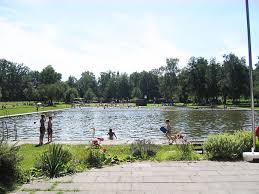 Naturbad Kiwittsmoor Serviceeinrichtungen Lage Und Anfahrt Wasserqualitat Hamburg Fhh Natur Bad Natur Bad
