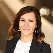 Kimberly Carrigan's Instagram, Twitter & Facebook