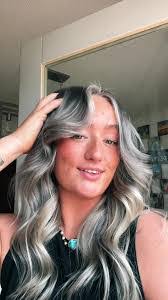 Lauren Carver's Instagram, Twitter & Facebook