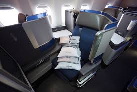 Flying time (northbound) will be 15 hours and 45 minutes. Airline Review United Airlines Boeing 787 9 Dreamliner Polaris Business Class Sydney To Los Angeles