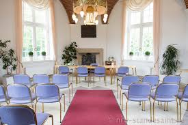 Der schlossgarten ist wunderschön und gehört zu. Heiraten Im Standesamt Schloss Nordkirchen Standesamt Nrw