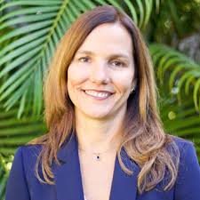 Linda Paige CFP®, AEP®, Senior Relationship Manager