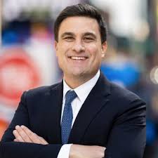 Meredith Leahy (@mknox5)