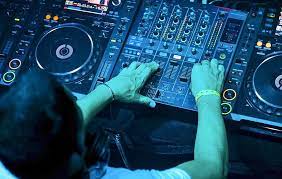 The reloop touch comes with virtualdj pro included. What Does A Mixer Do And How To Use Dj Mixer