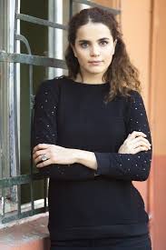 İstanbul yeditepe üniversitesi uluslararası i̇lişkiler bölümü'nde öğrenim gördü. Tugce Kazaz Magazin Haberleri