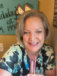 Mallory Curran's Instagram, Twitter & Facebook