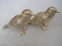 Metal Bird Salt And Pepper Shakers Metal Bird Salt And Pepper Shakers Vintage Collectible Etsy Metal Birds Salt Pepper Shakers Salt And Pepper
