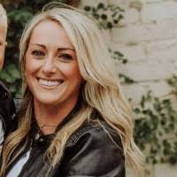 Dayna Browne's Instagram, Twitter & Facebook