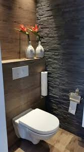 pvc stroken voor op de bloer als achterwand gebruikt toilet beneden toilet