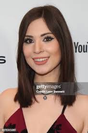 Melonie Bennett's Instagram, Twitter & Facebook