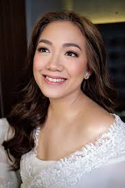 Her bridal glow and beautiful face is sure to make anyone stop and  stare!😍😍 my stunning #DGSbride sporting her stunning and fresh look