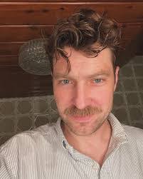 Stan Stanley's Instagram, Twitter & Facebook