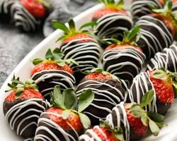 Image of chocolate covered strawberries