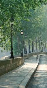 Epingle Par Carolyn Barton Sur Paris Dreaming Ile Saint Louis Paris Beaux Endroits