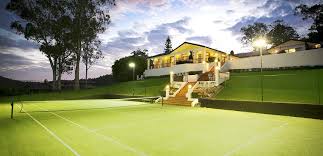 Luxury Home With Private Grass Tennis Court Casas