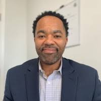 200+ perfiles de «Salandy»