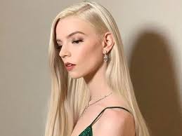 ALTRO] Vedere le immagini di Anya Taylor-Joy alla premiere del film di  Mario mi ha ricordato che penso che sarebbe una grande Principessa Zelda.  Doppiarla in un anime/film? Una rappresentazione dal vivo?
