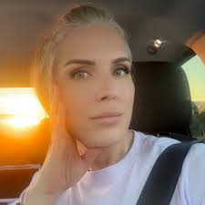 Dorm room essentials checklist for college student