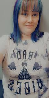 Uh huh and mathew why is there a transvestite donkey witch standing next to  you and why is it wearing a dress ?