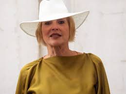 Eva pomponette nu Duration: 08:00.