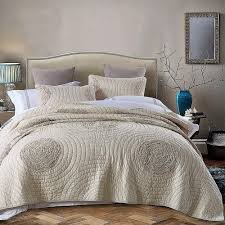 Get the best deal for black king size comforters & sets from the largest online selection at ebay.com. Amazon Com Brandream Shabby Farmhouse Quilt Bedding Sets King Size Quilt Set Beige Vintage 100 Cotton Queen Size Bedspread Set 3 Piece Kitchen Dining