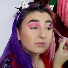 Amanda Pontious's Instagram, Twitter & Facebook