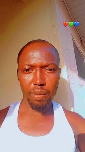 Leo Messi's chances of staying at Inter Miami are at 50%. There is no  agreement between the two parties yet.