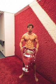 Munich's two holding midfielders scored both goals on tuesday. Celebrating Treble Win Inside The Bubble Was Unique Says Bayern Munich S Leon Goretzka