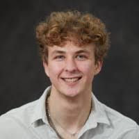 Elizabeth Bushong's Instagram, Twitter & Facebook