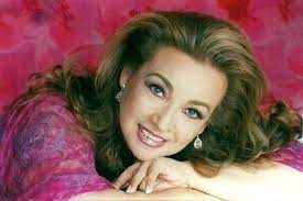 Me gustaría ir al Carnaval de Barranquilla, tienen que invitarme”: Claudia  de Colombia - Emisora Atlántico