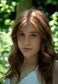 Who can do vibrant hair color like this?