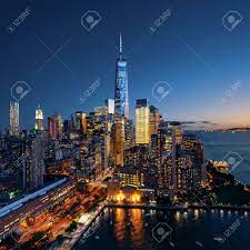 Download and use 2,000+ new york stock photos for free. New York City Schone Bunte Sonnenuntergang Uber Manhattan Lizenzfreie Fotos Bilder Und Stock Fotografie Image 32773866