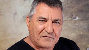 Known for his often controversial humour, he has performed at some of the largest entertainment facilities in france. Le Roi Des Beaufs Quand Francois Cluzet Se Paie Jean Marie Bigard Le Roi Des Beaufs Quand Francois Cluzet Se Paie Jean Marie Bigard L 1dex