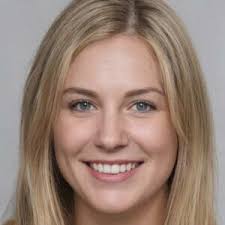 Esther Strauss, Co-Founder of Step By Step Business