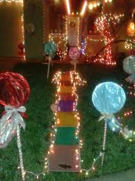 Candyland Christmas Lights Diy Lollipops Candy Christmas Decorations Outdoor Christmas Christmas Decorations Diy Outdoor