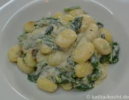 Gnocchi Mit Mangold Und Ricotta Katha Kocht Rezepte Ricotta Vegetarische Gerichte