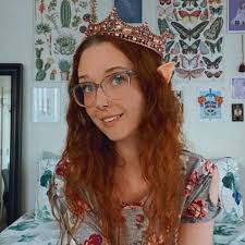 I love summer. Love it!! I'm a PNW girl born and raised. Summer is  beautiful! Not too hot, nice breeze. Love it!! Alway have, it's just  perfect. And I love fall too!