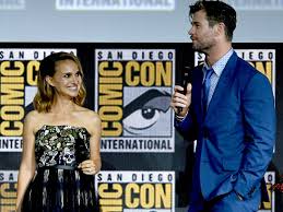 Donald blake for a bit. Thor 4 Star Natalie Portman Reacts To Chris Hemsworth Workout Photo