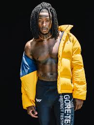 1280 x 720 jpeg 88 кб. Alvin Kamara Keeps His Rookie Of The Year Trophy In His Closet Gq