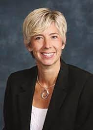 Stephanie Hauser's Instagram, Twitter & Facebook