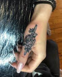 36 Cute And Amazing Finger Tattoo Ideas For Women And Men Hands Page 34 Of 36 Tattofit Com Best Tattoo Blog Thumb Tattoos Cute Tattoos For Women Hand Tattoos For Women
