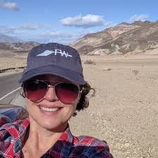 Joanna Roberson's Instagram, Twitter & Facebook