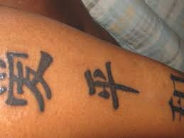 Tattoo advice and tips for people with black and brown skin, from what colours best show up to avoiding keloid scarring at cosmopolitan.co.uk. Tattoos Keloids Tattoos Gallery