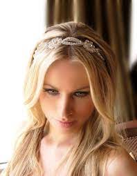 Bridal Hair Down With Headband Down Hairstyles Wedding Hair Down Hair Down Styles